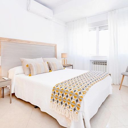 Apartmán Bhost - Paseo De La Malagueta Màlaga Exteriér fotografie