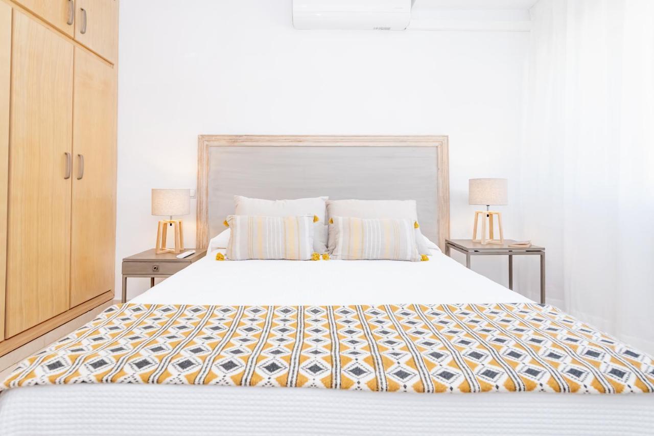 Apartmán Bhost - Paseo De La Malagueta Màlaga Exteriér fotografie